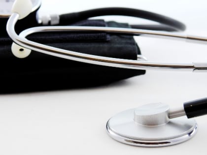 За последние сутки 279 жителей Ленобласти заболели коронавирусом