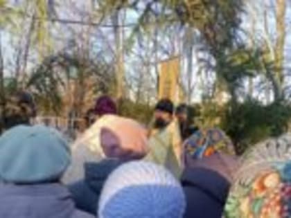 Навечерие Богоявления молитвой встретили в храме св. Николая Чудотворца п. Рощино