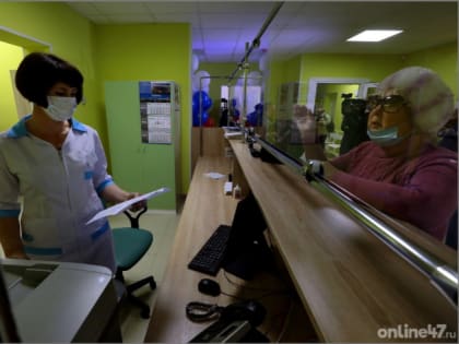 Врач Ануфриев спрогнозировал спад заболеваемости COVID-19 в Петербурге