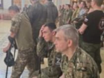 Храм свт. Николая Чудотворца п.Рощино посетили воины СВО