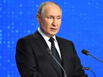 Путин заявил о создании Ленинградского военного округа