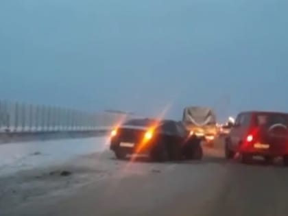 15 машин побились на «Нарве» под Кингисеппом - видео