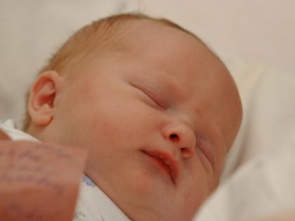 В России предложили ввести сертификат для новорожденных детей