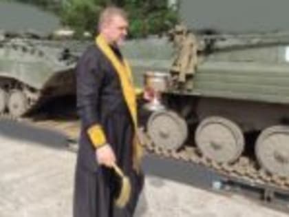 Освящение техники перед отправкой на службу