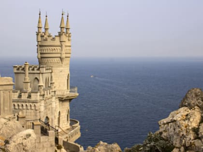 Вице-спикер Крыма Бобков назвал безумием украинский закон о делении полуострова