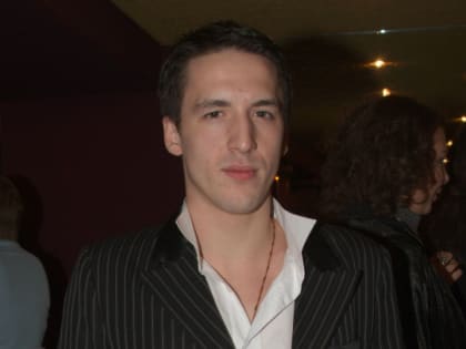 Актера Артура Смольянинова* причислили к террористам и экстремистам