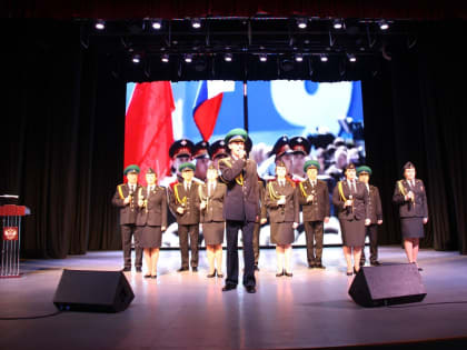 Агитационные мероприятия по набору на службу по контракту продолжаются в Ленобласти