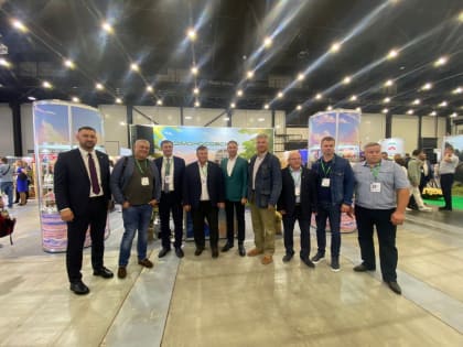 Агропромышленная выставка «Агрорусь – 2023» встретила делегацию Ломоносовского района