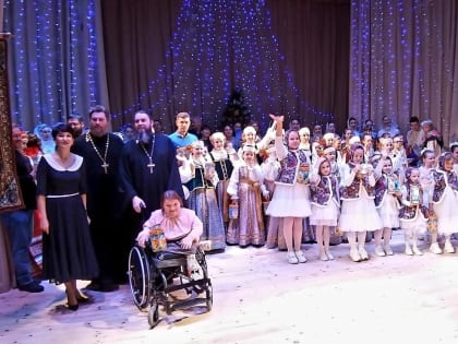 В киноконцертном зале Приозерска состоялся традиционный районный фестиваль "ЗВЕЗДА РОЖДЕСТВА"