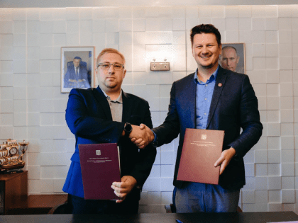 «Интеллект» и «Маяк» подписали соглашение о сотрудничестве