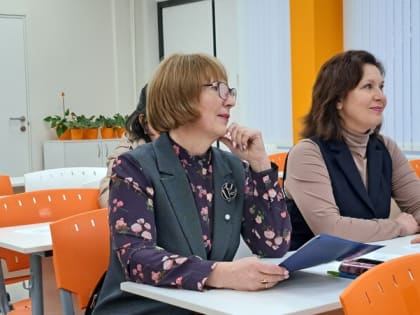 Районный родительский совет:  детям важна поддержка взрослых  и вера в успех