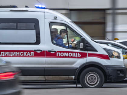 Сбитую у вокзала в Выборге женщину с коляской осмотрели врачи и отпустили домой