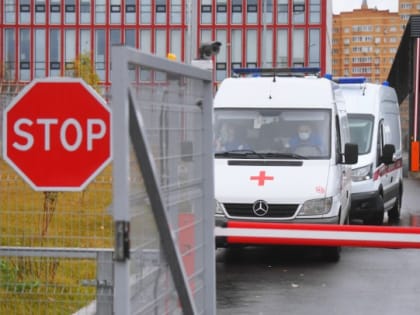 Мурино построили, а вылечить забыли. На больнице поставили «нет»