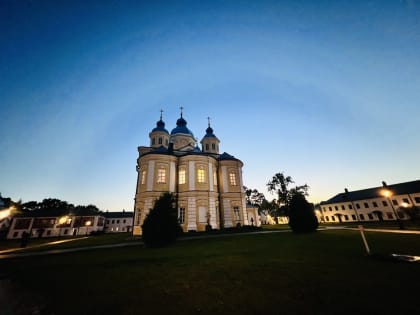 Приглашаем паломников разделить с Коневской обителью радость престольного праздника: программа 20-21 сентября