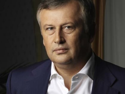 Дорогие ленинградцы ― труженики и ветераны автомобильного и городского пассажирского транспорта!