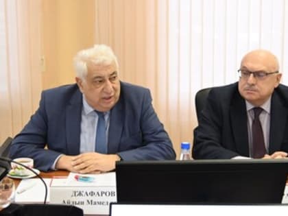 Зам. председателя Общественной палаты ЛО Владимир Журавлев встретился с международными наблюдателями