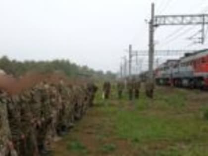 Священник Выборгской епархии молится за воинов