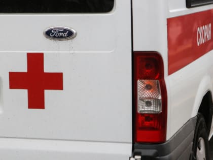 Школьнику из Волхова на уроке труда раздробило руку циркулярной пилой