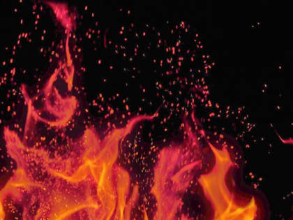 «Крайслер» вспыхнул в сумеречной Луге, а его хозяин вспомнил о долге