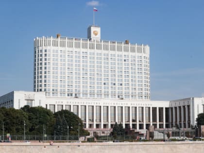 В Доме правительства снова ввели маски, а по России - не будут