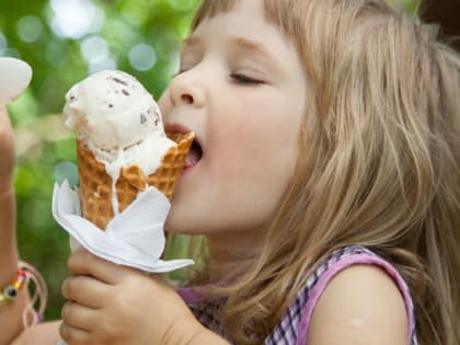 Роспотребнадзор Ленобласти рассказал, как выбрать качественное мороженое