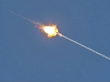 ПВО сбила 2 ракеты над Джанкоем, осколки упали на склады