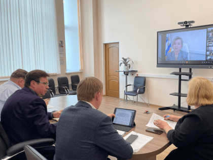 Комобр47 организовал открытый диалог с родителями