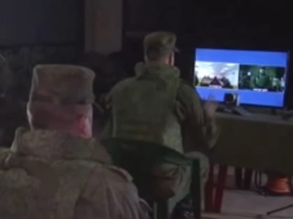 "Как ты там, мама?" В Ленобласти прошел телемост с бойцами СВО - видео