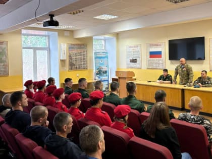 Программу адаптации участников СВО к мирной жизни утвердили в Ленобласти и отправили в батальон резерва еще полсотни человек