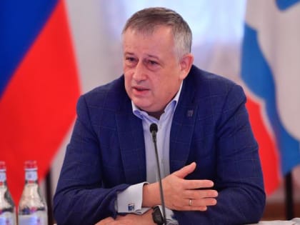 Жители Ломоносовского района в ходе прямой линии попросили Александра Дрозденко решить проблему с общественным транспортом