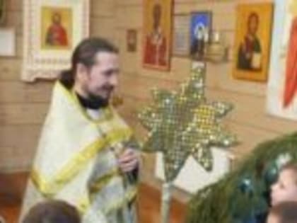 Малыши с рождественской звездой