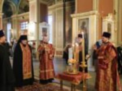 Богослужение в Спасо-Преображенском соборе Выборга