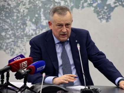 Александр Дрозденко ответил на вопросы жителей Ломоносовского района во время прямой линии