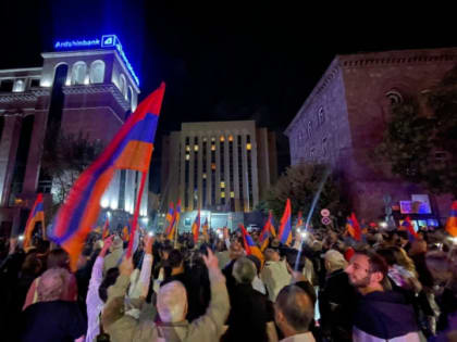 В Ереване штурмуют здание правительства