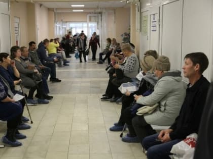 ФАС Ленобласти наказала частную клинику за то, что чиновники и судьи сидели в очередях у грязных туалетов