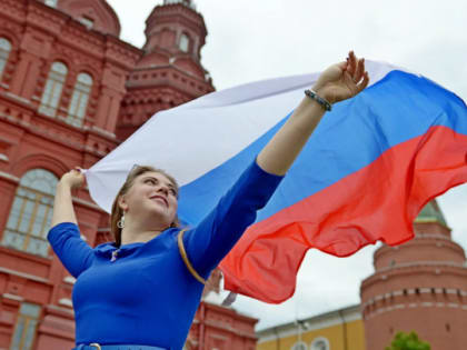 Путин призвал сделать Россию доступнее для иностранных туристов