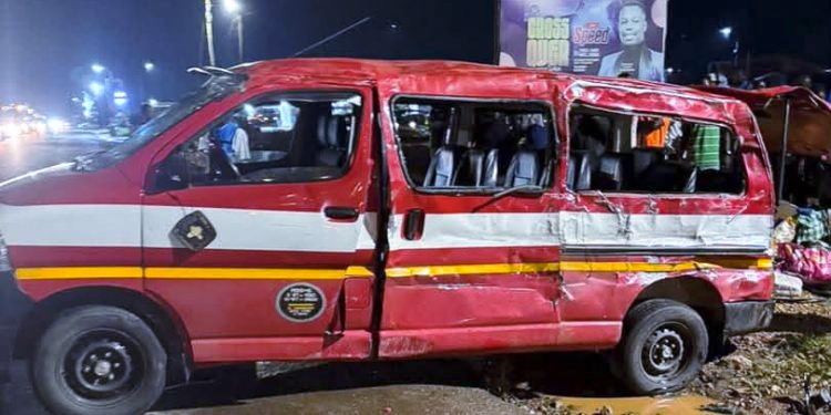 Woman Killed, 14 Injured in Road Crash on Accra-Kumasi Highway