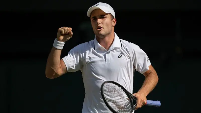 Fery Wins in Cincinnati, Djokovic Falls to Tirante Amid Health Concerns