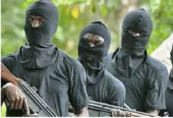 Armed Robberies Plague Mmoseaso‑Abrense Route, Residents Cite Police Gaps and Poor Road Conditions