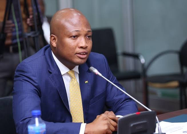 Ghana’s Foreign Ministry Urges Pilgrims to Fly Over Road to Senegal Amid Rising Sahel Security Risks