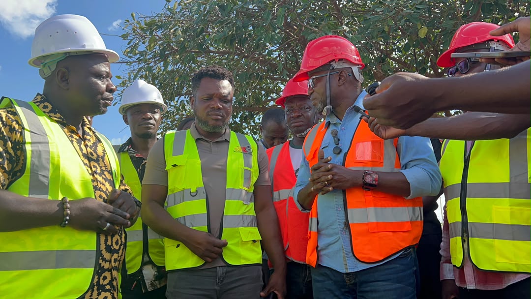 Bono East Minister Threatens Contract Termination Over Stalled Kintampo 24‑Hour Market