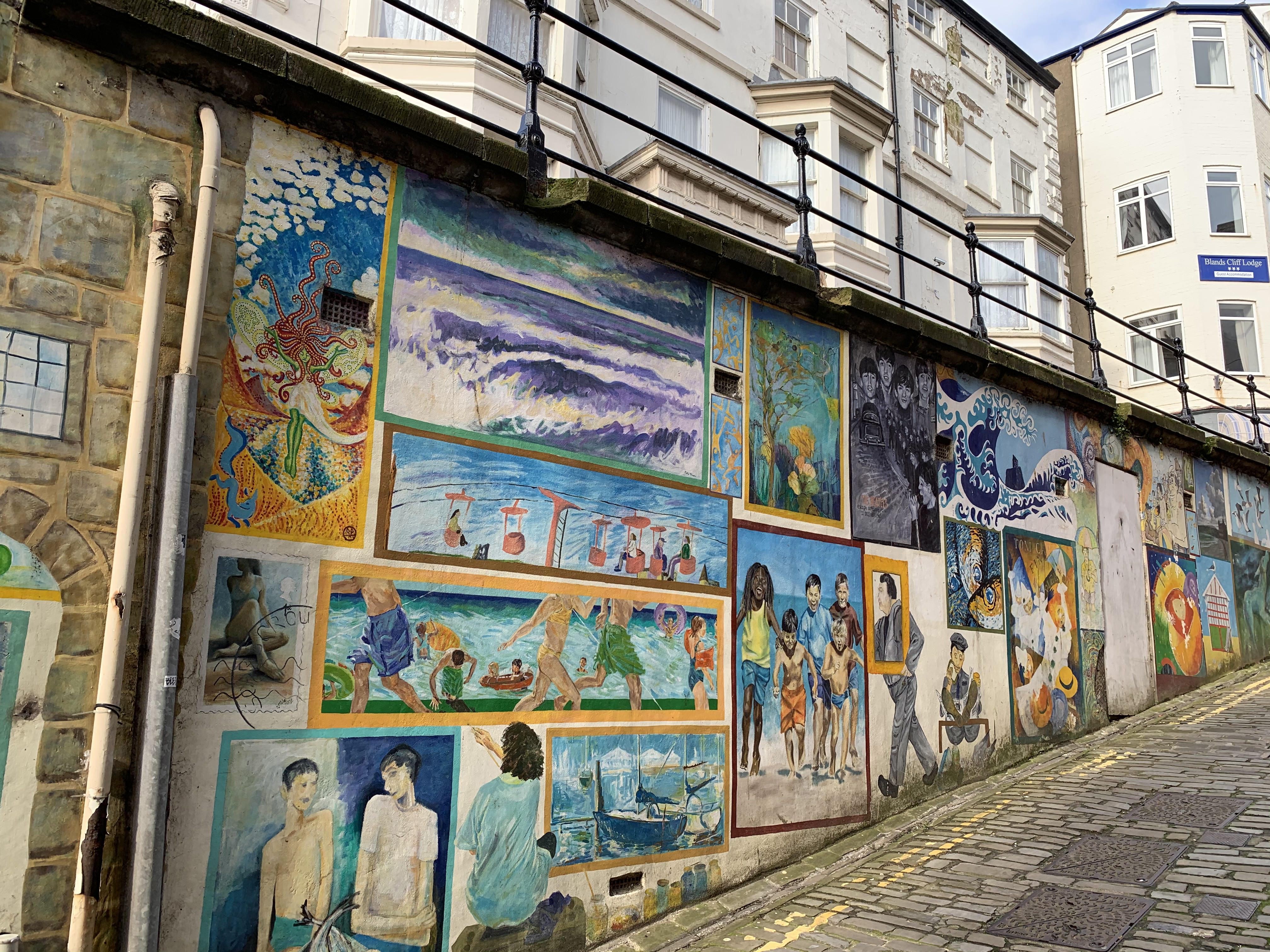 Blands Cliff Scarborough mural