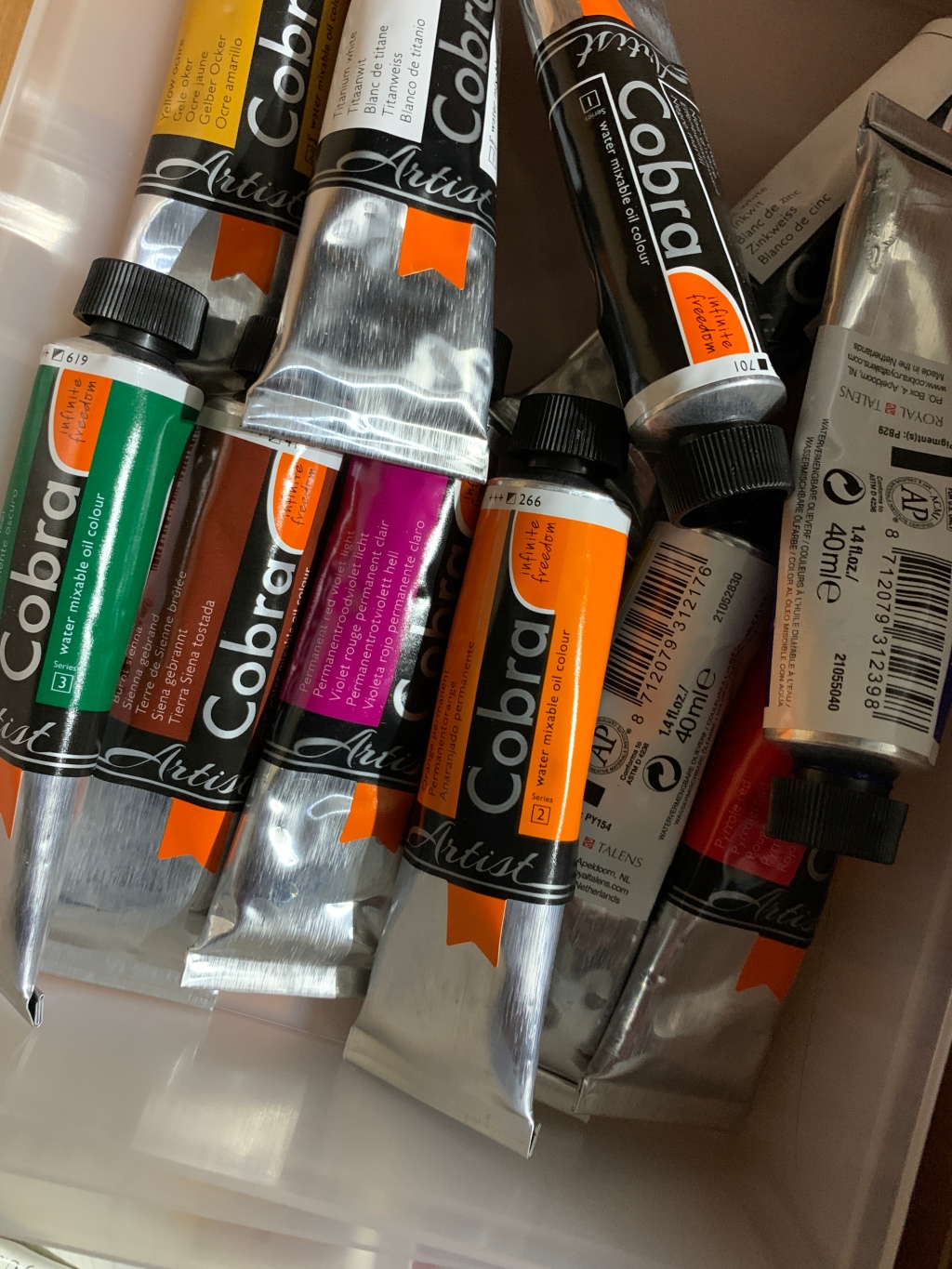 Water Mixable Oil Paints First Impressions - Cobra Paints