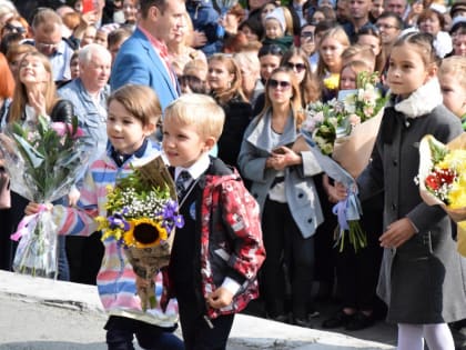 Запись в первый класс: школы Ленинского района готовы принять более 3000 первоклассников