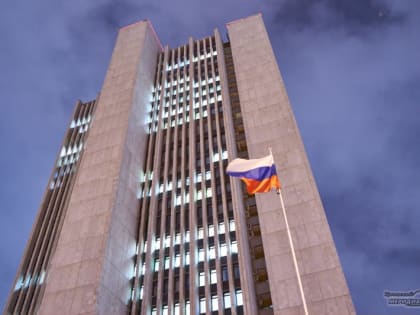 Глава Свердловской области утвердил полномочия членов правительства