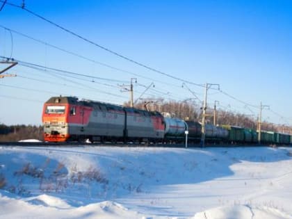 Погрузка на Свердловской железной дороге в феврале составила 10,8 миллиона тонн