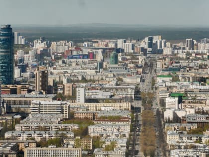 В Екатеринбурге перекрыли проспект Ленина из-за десантников