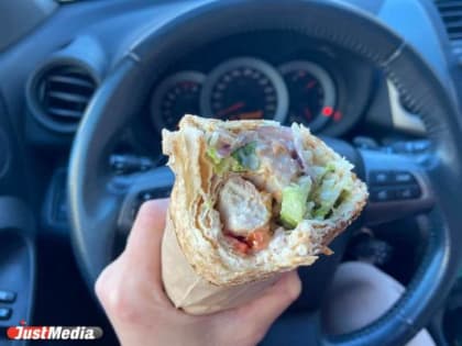 Число пострадавших от плохой шаурмы в Екатеринбурге выросло до 15 человек