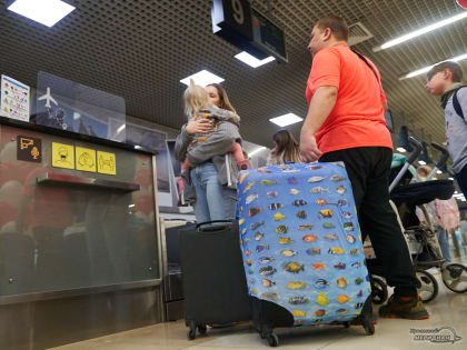 В Екатеринбурге на сутки задержали вылет самолёта в Душанбе