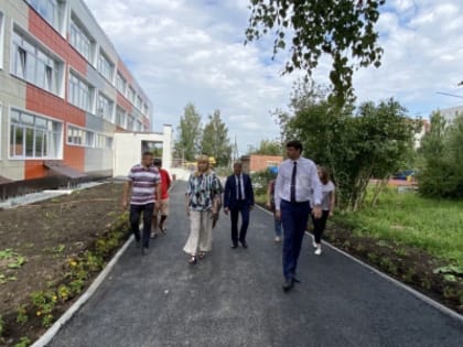 Председатель комитета по региональной политике и развитию местного самоуправления Михаил Зубарев курирует реализацию госпрограмм в муниципалитетах своего избирательного округа